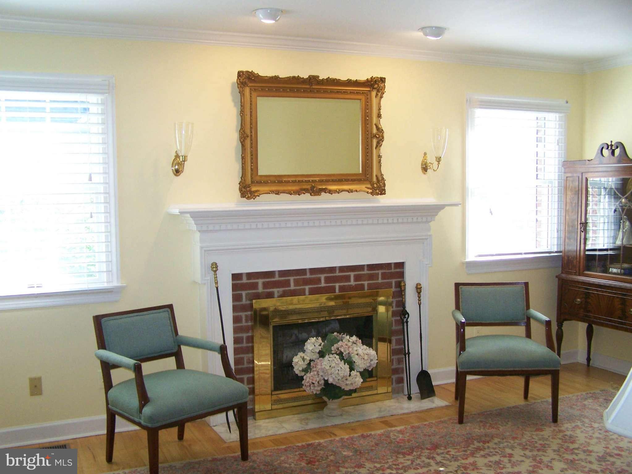6 Suffolk Road Rehoboth Beach, DE 19971 - Photo 4 of 21 Living Room