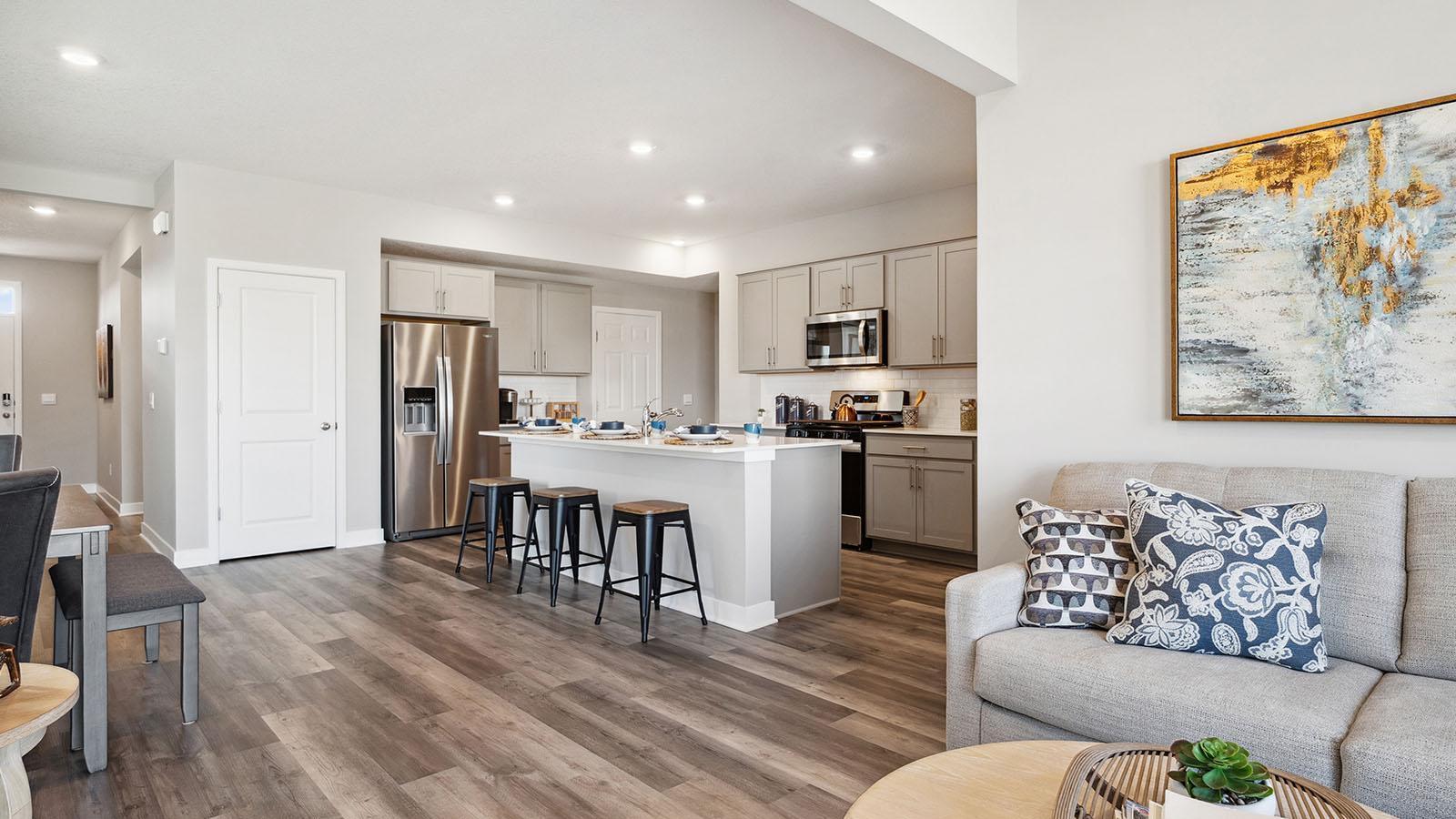 17046 Draper Way Lakeville, MN 55044 - Photo 11 of 38