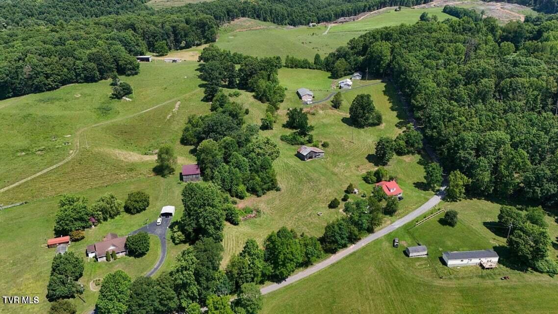 901 Ball Field Road Gate City, VA 24251 - Photo 22 of 34 20260625204819148013000000-o