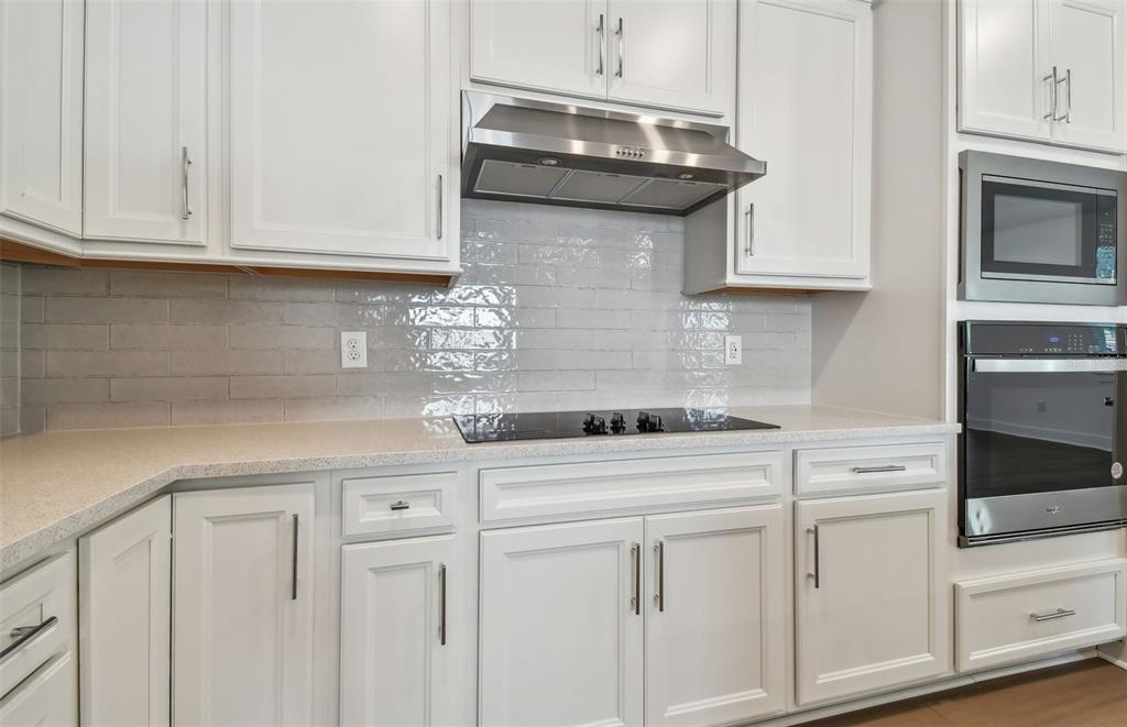 9832 Autumn Rdg Avenue Riverview, FL 33578 - Photo 5 of 37