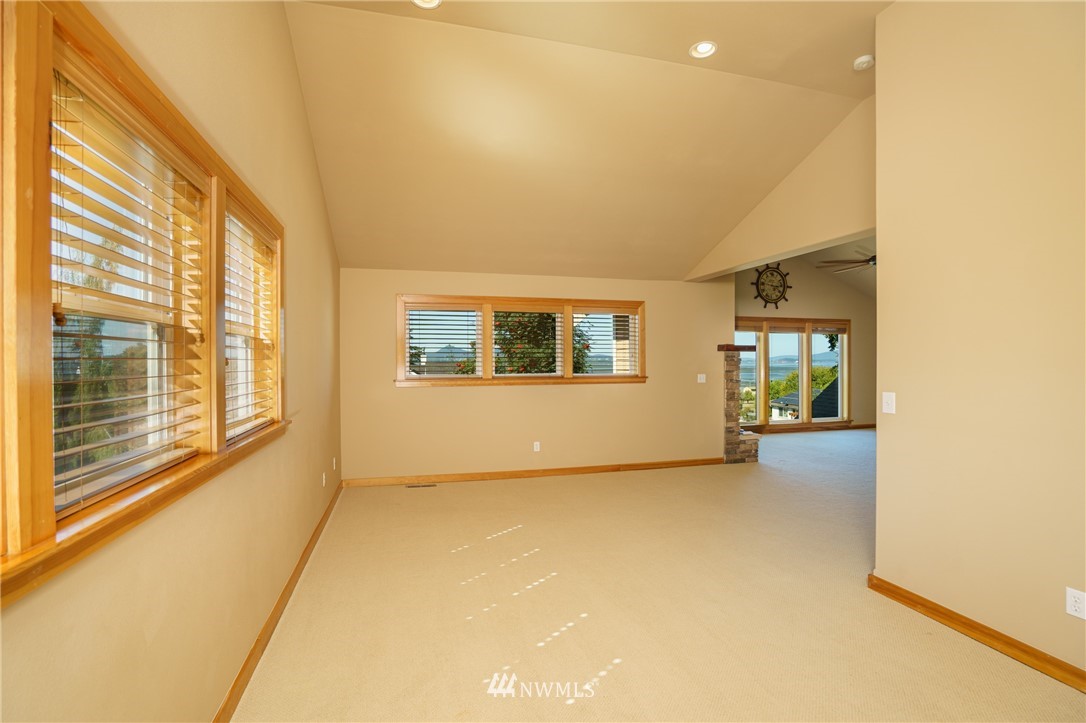 12629 Josh Wilson Road Mount Vernon, WA 98273 - Photo 15 of 30 Gallery Image 15