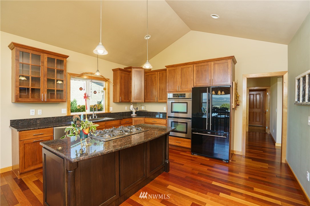 12629 Josh Wilson Road Mount Vernon, WA 98273 - Photo 6 of 30 Gallery Image 6