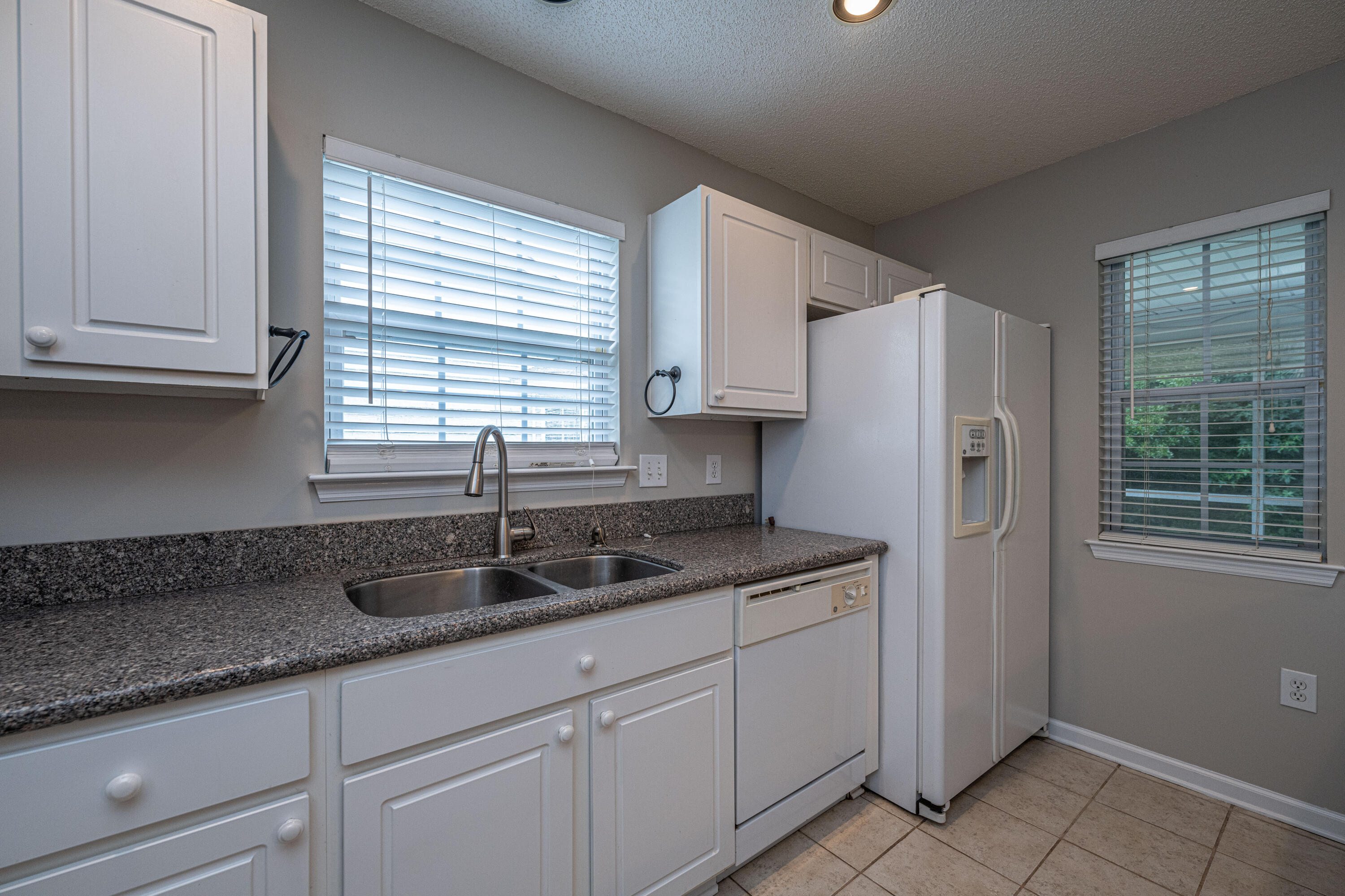 500 Yellow Hawthorn Circle Summerville, SC 29483 - Photo 14 of 33 500YellowHawthornCir14