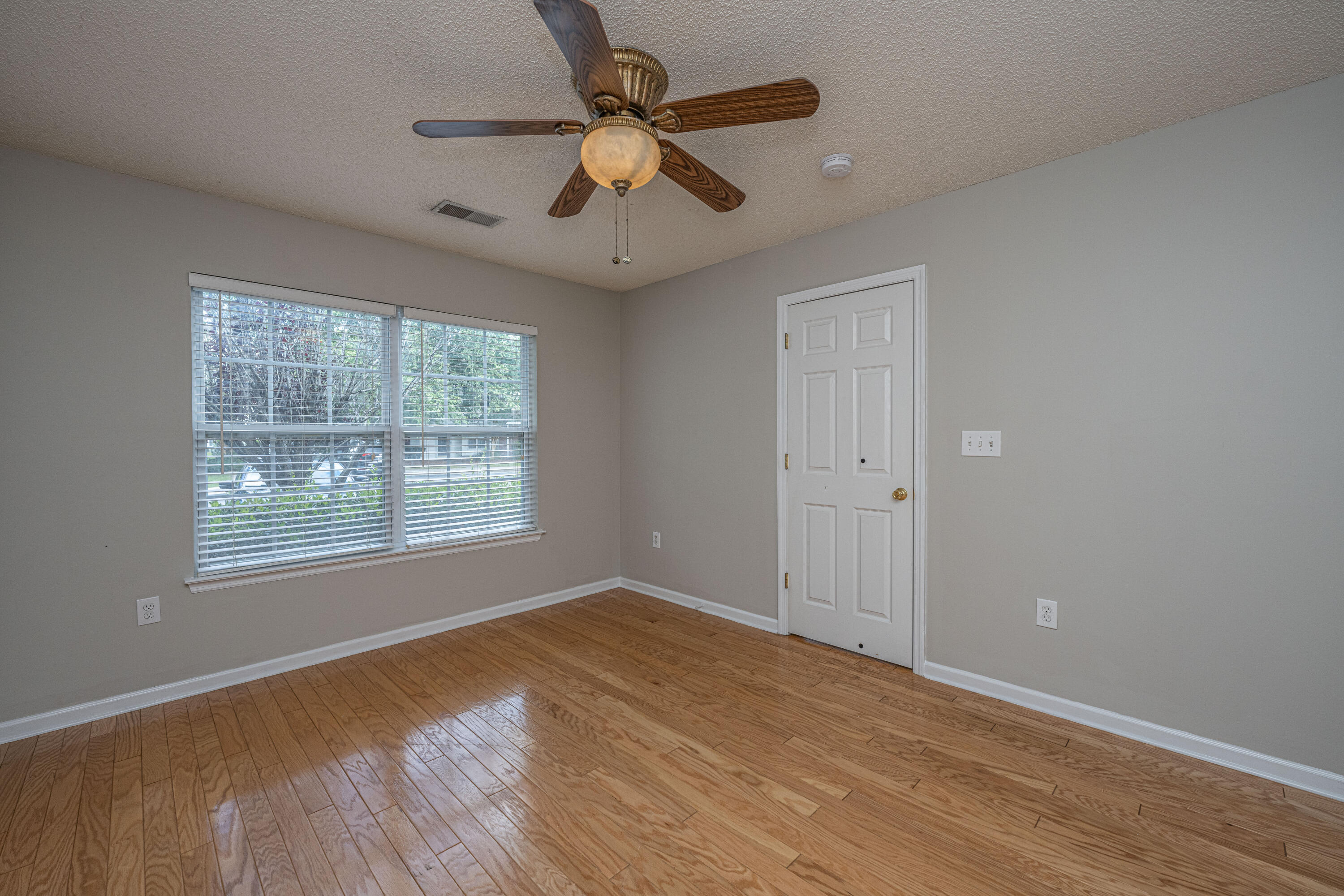 500 Yellow Hawthorn Circle Summerville, SC 29483 - Photo 20 of 33 500YellowHawthornCir22