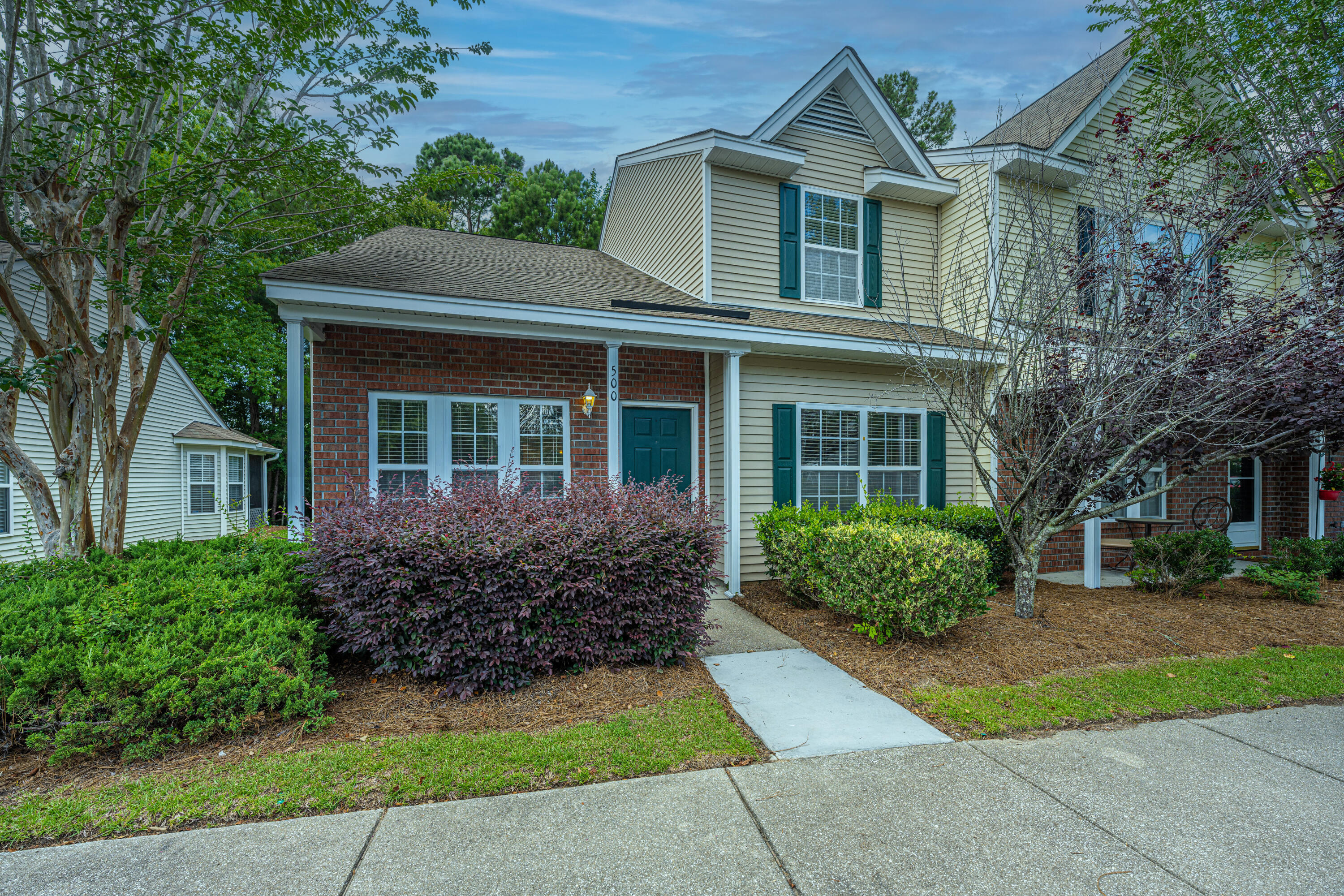 500 Yellow Hawthorn Circle Summerville, SC 29483 - Photo 2 of 33 500YellowHawthornCir01