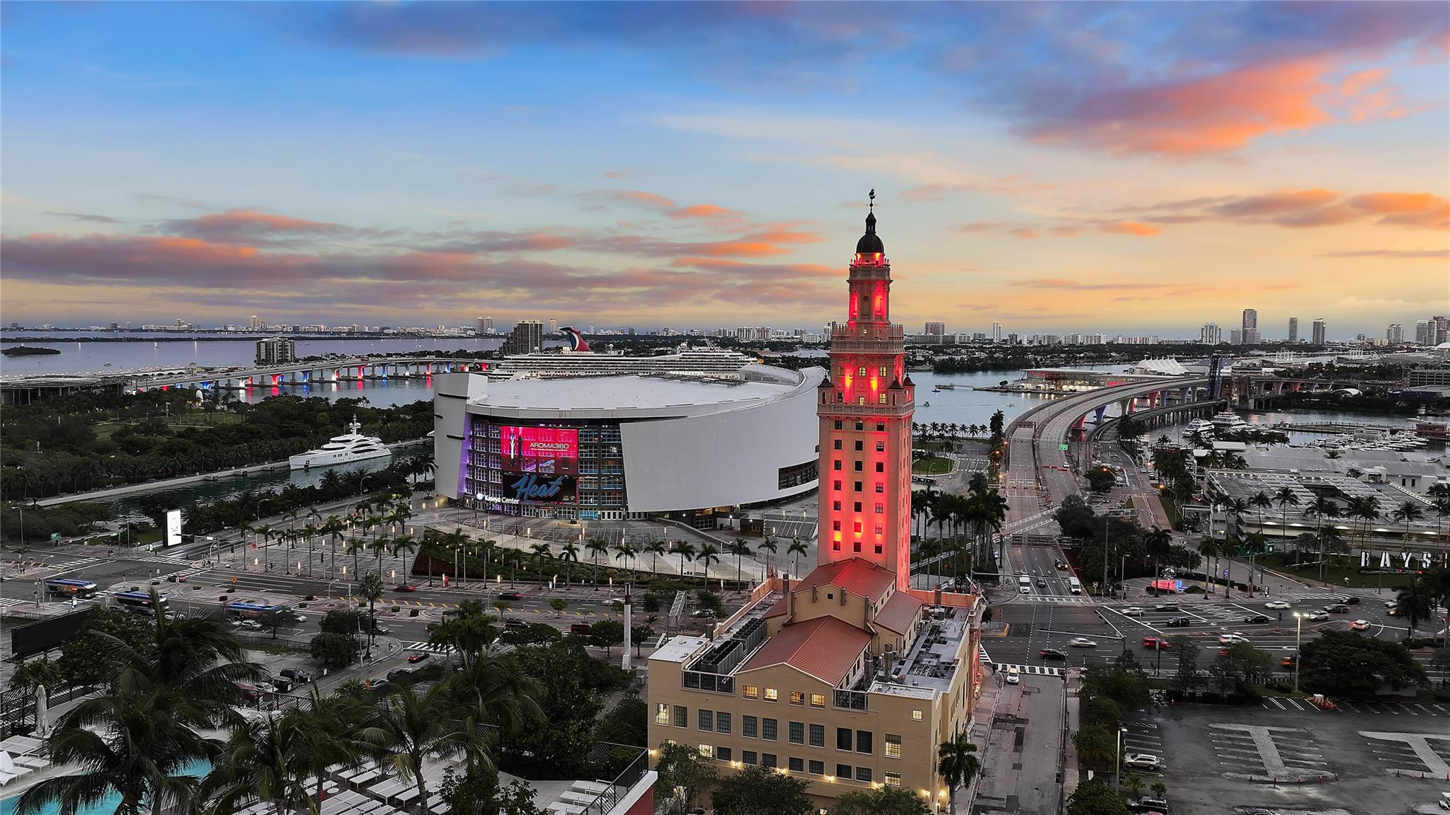 11 Northeast 6th Street, Unit 907 Miami, FL 33132 - Photo 2 of 44 Photo 2