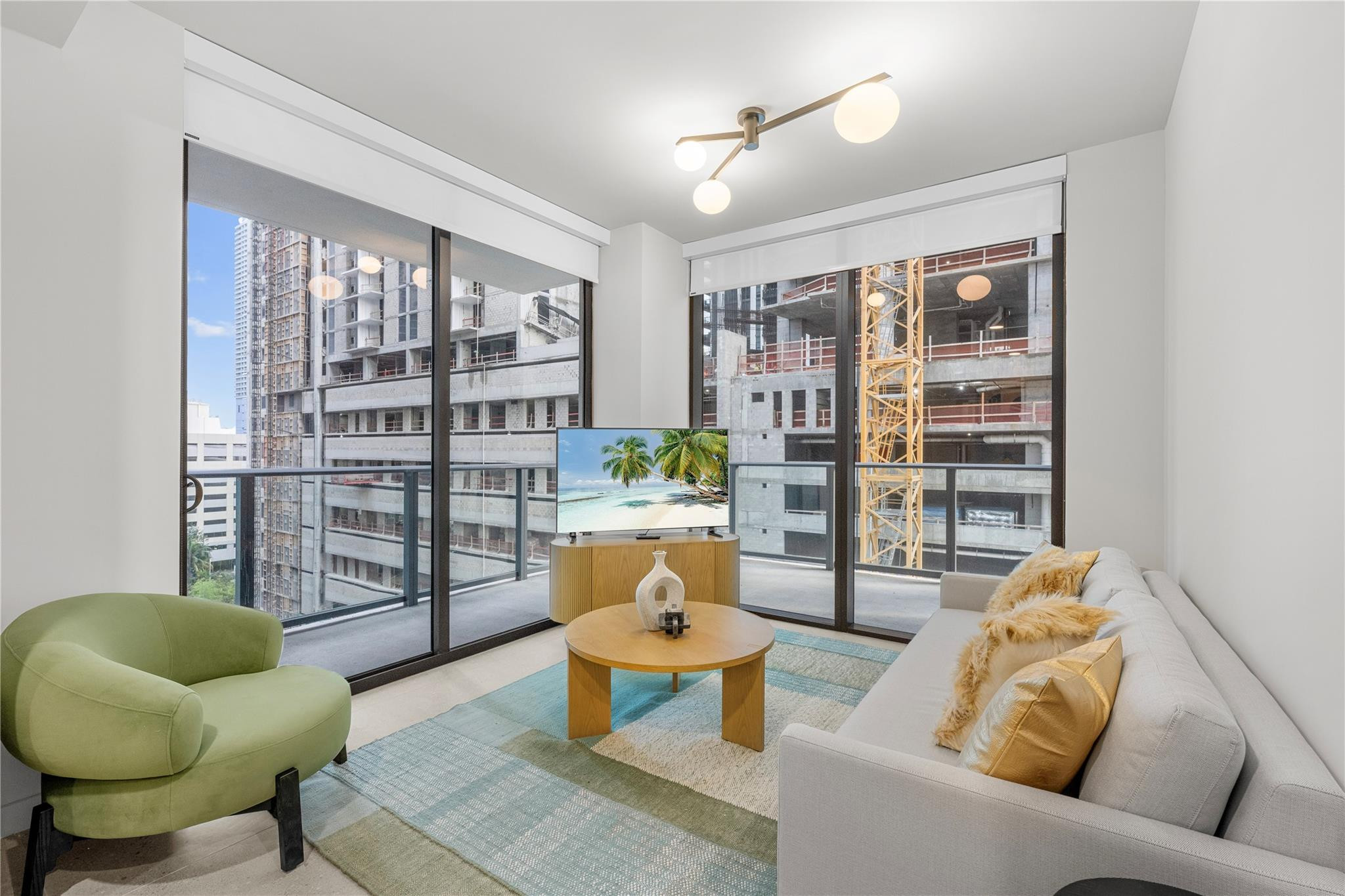 11 Northeast 6th Street, Unit 907 Miami, FL 33132 - Photo 4 of 44 Photo 4