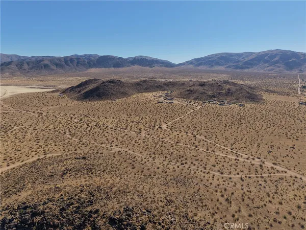 $450,000 | 1 Fairview Valley, Apple Valley, CA 92307