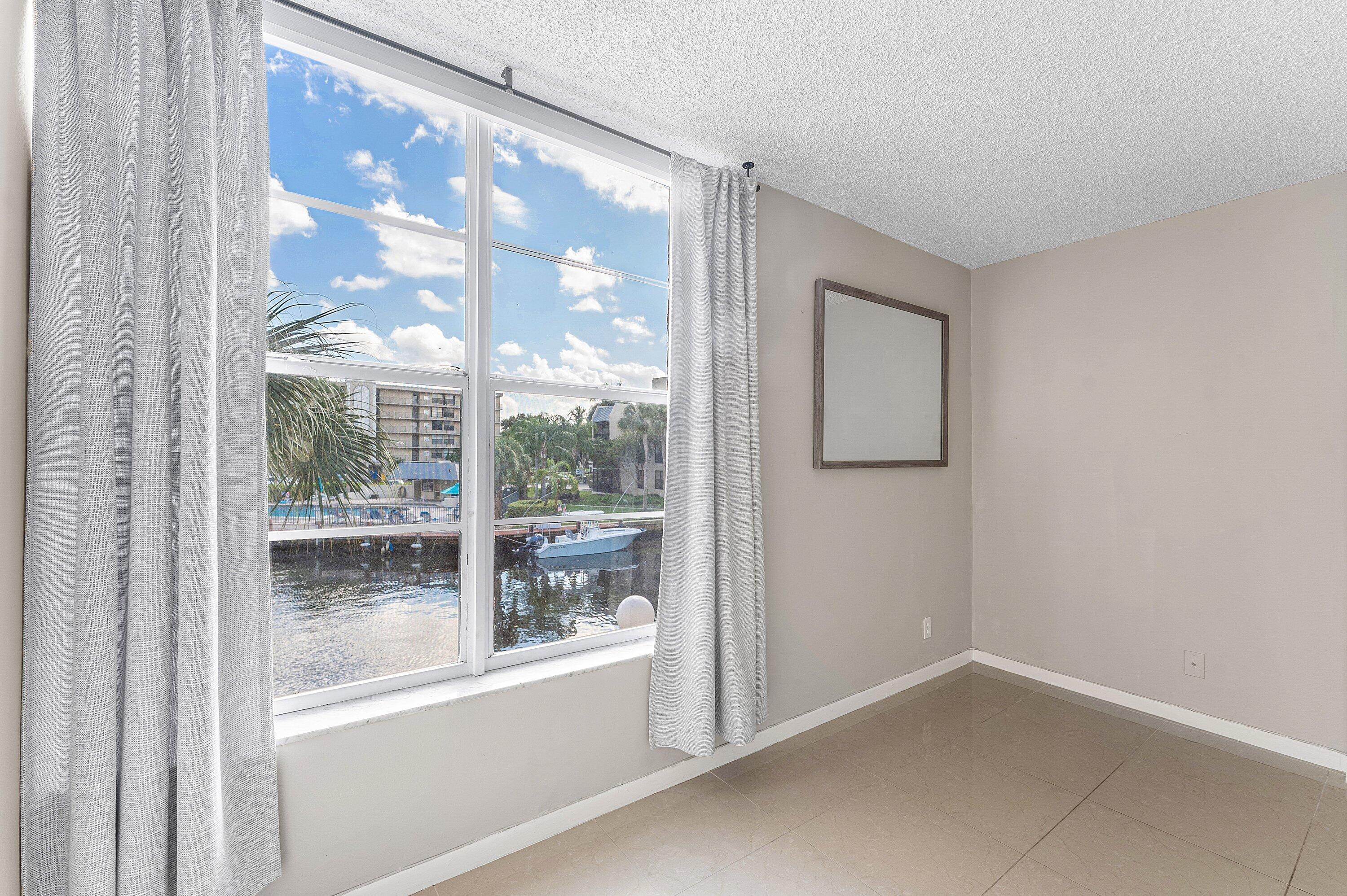 10 Royal Palm Way, Unit 203 Boca Raton, FL 33432 - Photo 26 of 45 027-10RoyalPalmWay-203-BocaRaton-FL-3343