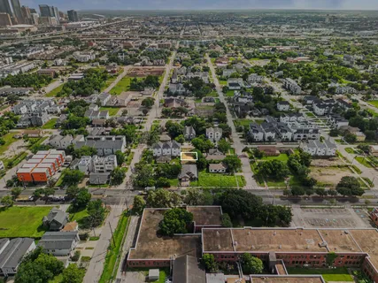 $270,000 | 2612 Rosalie Street, Houston, TX 77004