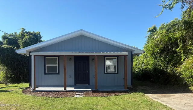 $2,000 | 2806 East 3rd Street, Panama City, FL 32401