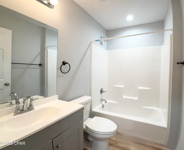 $2,000 | 2806 East 3rd Street, Panama City, FL 32401