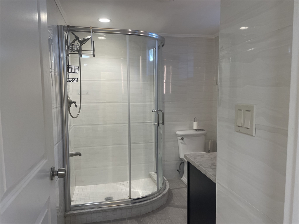 153 Walnut Street, Unit 1 Newton, MA 02460 - Photo 15 of 18