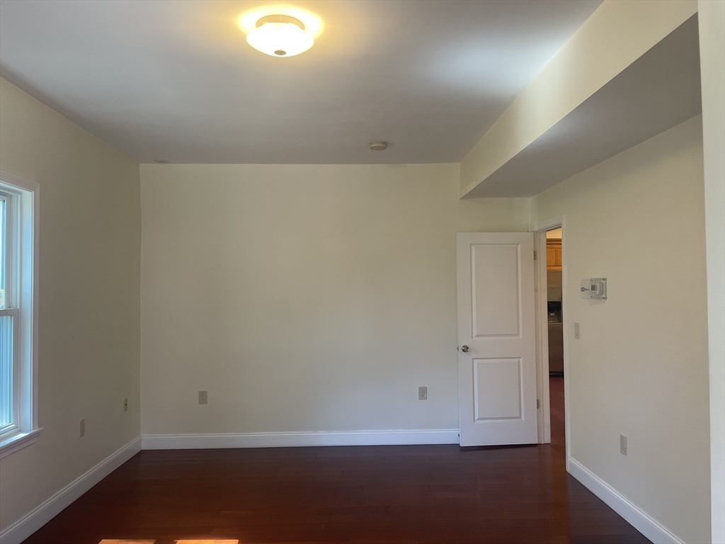 153 Walnut Street, Unit 1 Newton, MA 02460 - Photo 4 of 18