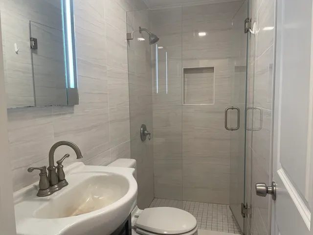 $4,500 | 153 Walnut Street, Unit 1, Newton, MA 02460