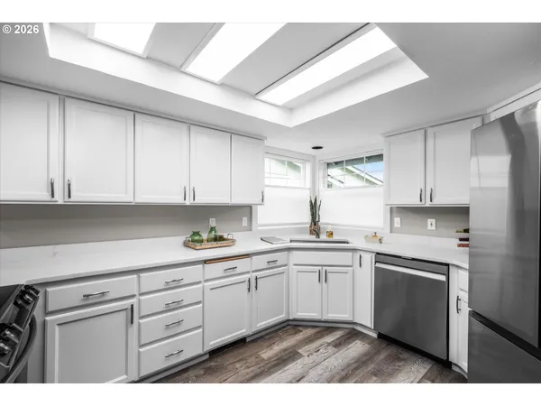 $449,900 | 2738 Dayna Lane, Eugene, OR 97408