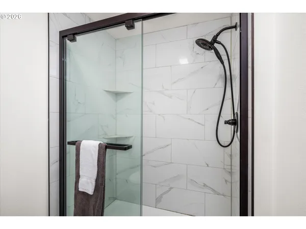 $449,900 | 2738 Dayna Lane, Eugene, OR 97408