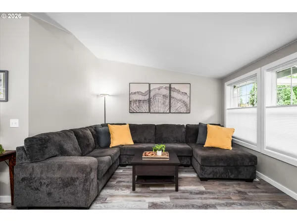 $449,900 | 2738 Dayna Lane, Eugene, OR 97408