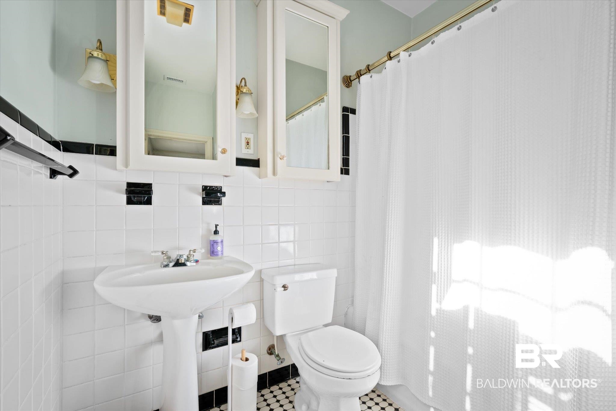 6 Elizabeth Place Mobile, AL 36606 - Photo 16 of 21