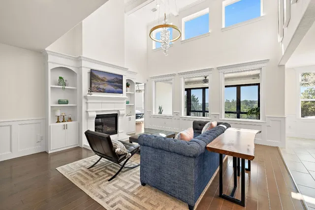 $1,100,000 | 218 Encanto Place, Austin, TX 78737