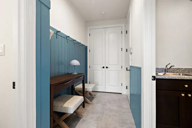 $1,100,000 | 218 Encanto Place, Austin, TX 78737