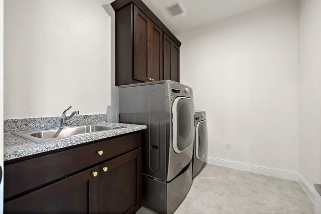 $1,100,000 | 218 Encanto Place, Austin, TX 78737