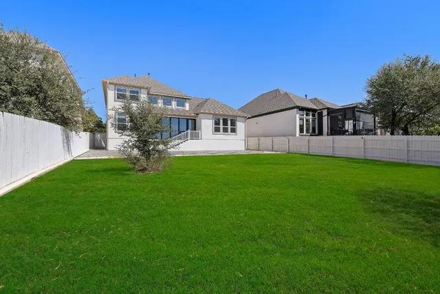 $1,100,000 | 218 Encanto Place, Austin, TX 78737