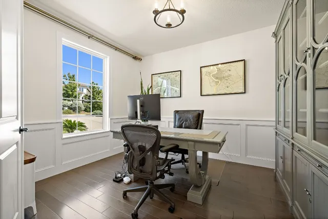 $1,100,000 | 218 Encanto Place, Austin, TX 78737