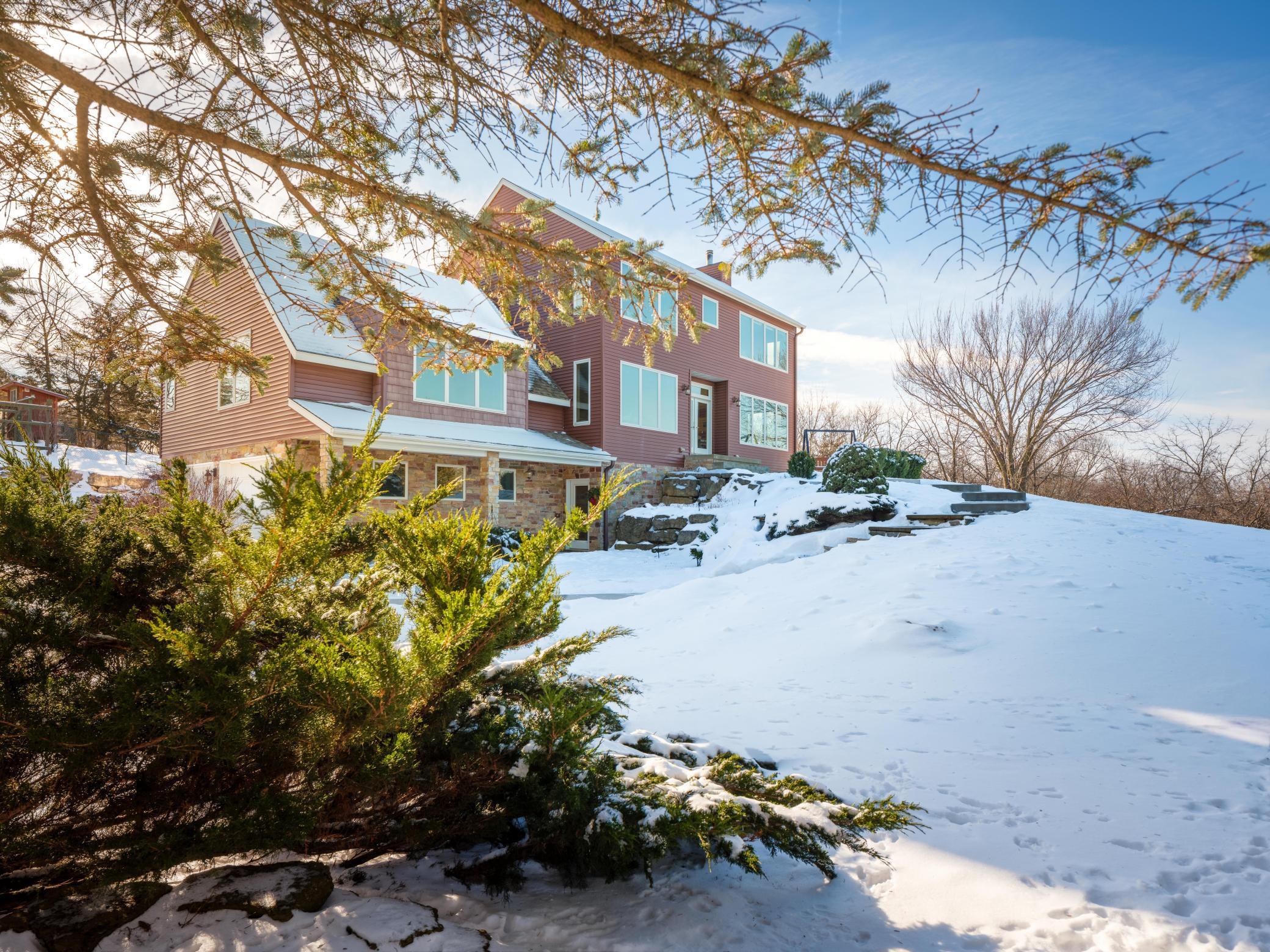 608 18th Street Southwest Rochester, MN 55902 - Photo 2 of 60