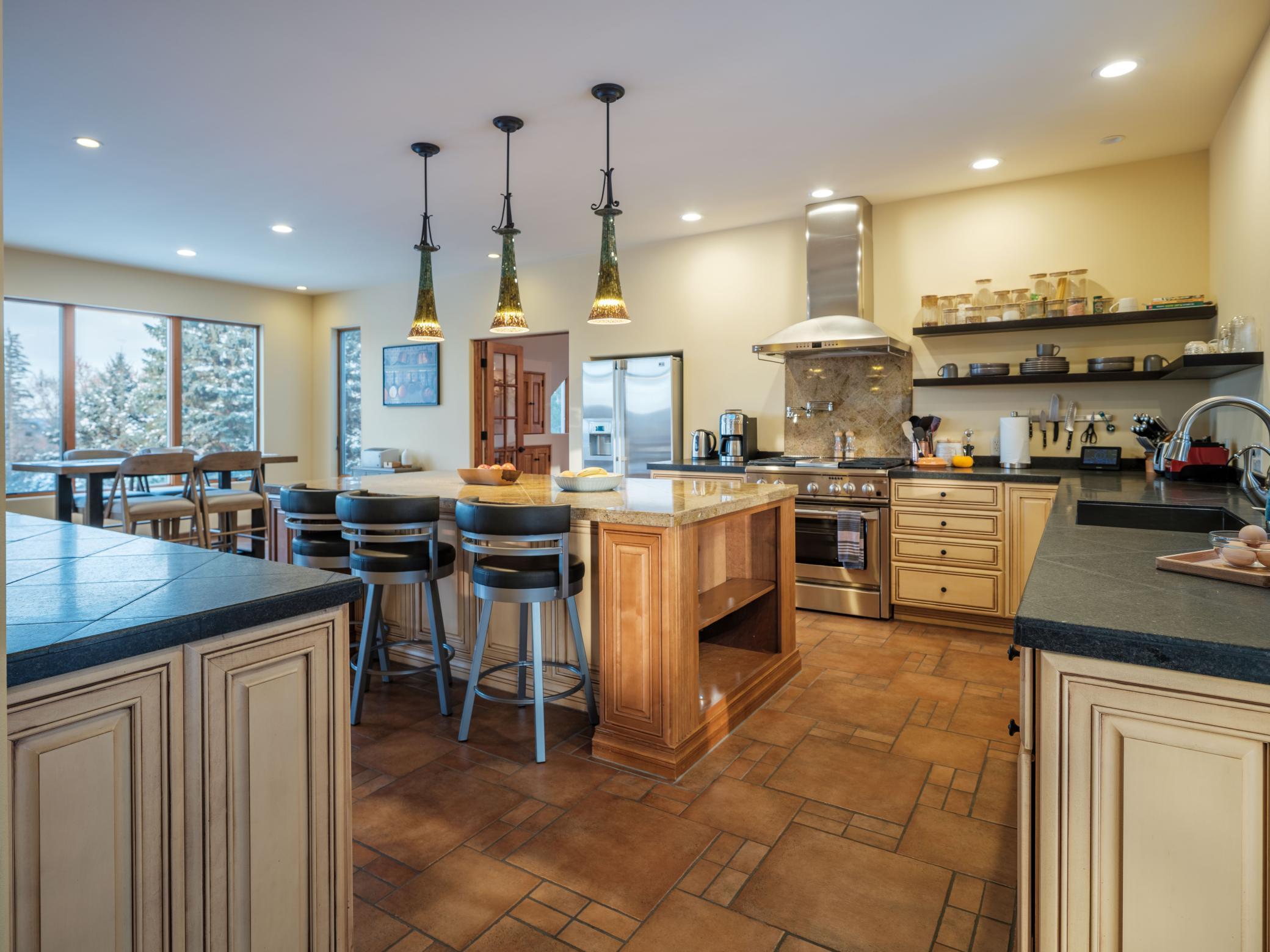 608 18th Street Southwest Rochester, MN 55902 - Photo 24 of 60