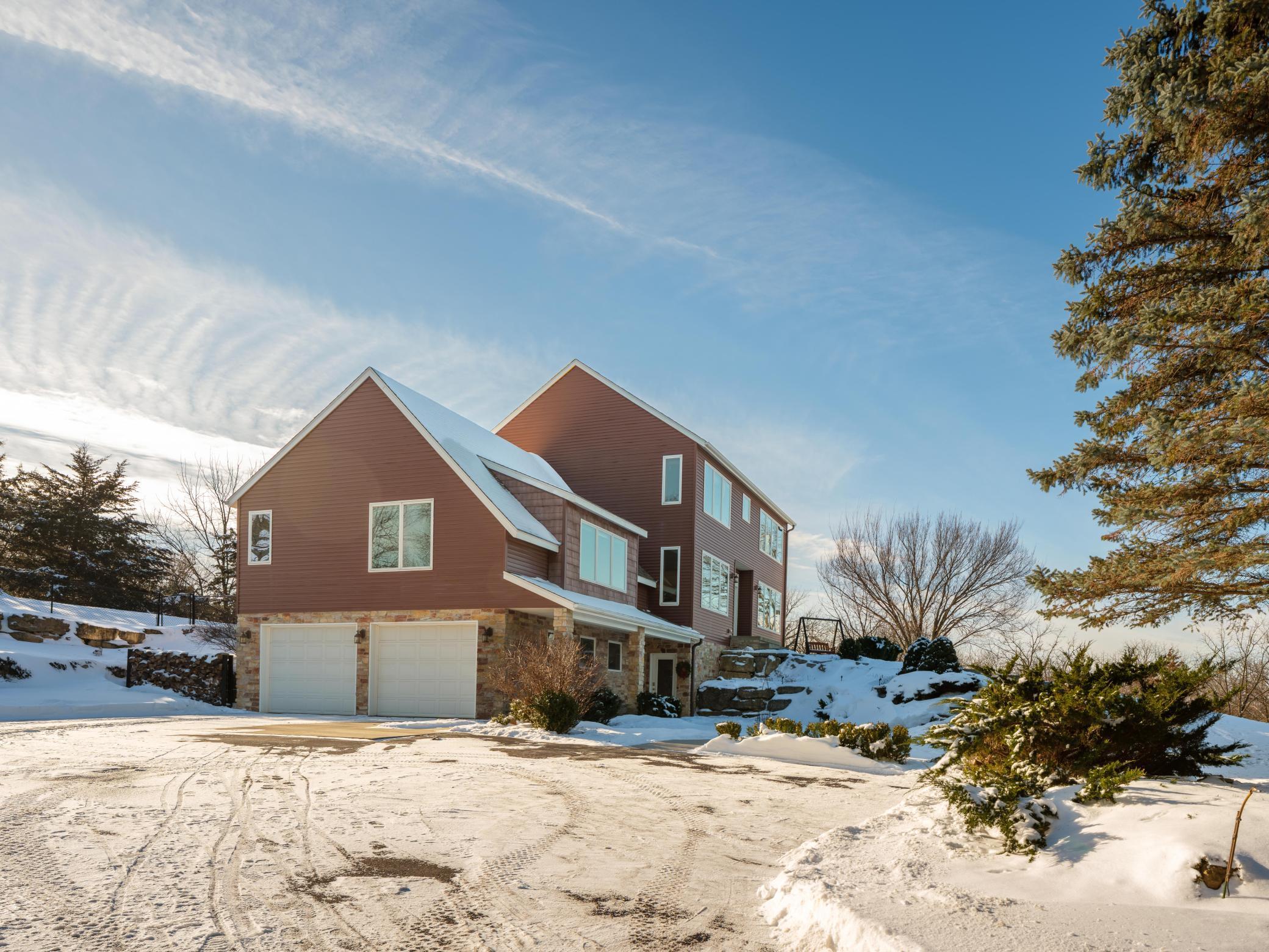 608 18th Street Southwest Rochester, MN 55902 - Photo 3 of 60