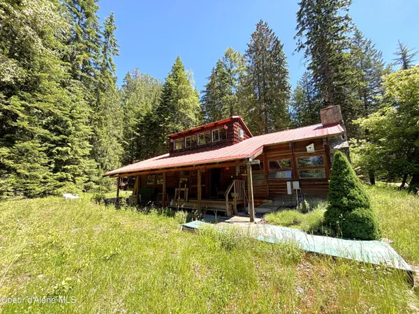 $750,500 | 2216 Mosquito Creek Road, Clark Fork, ID 83811