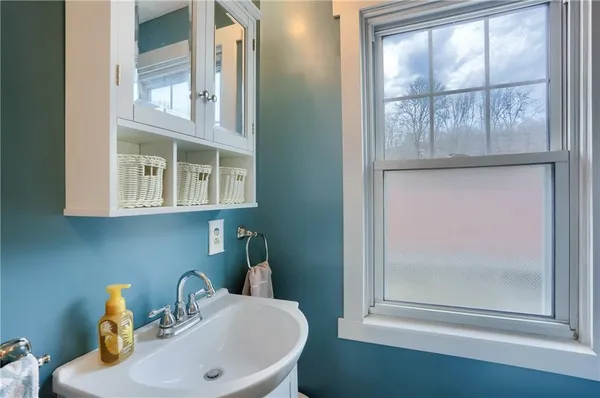 $349,000 | 215 Allegheny Avenue, Cheswick, PA 15024