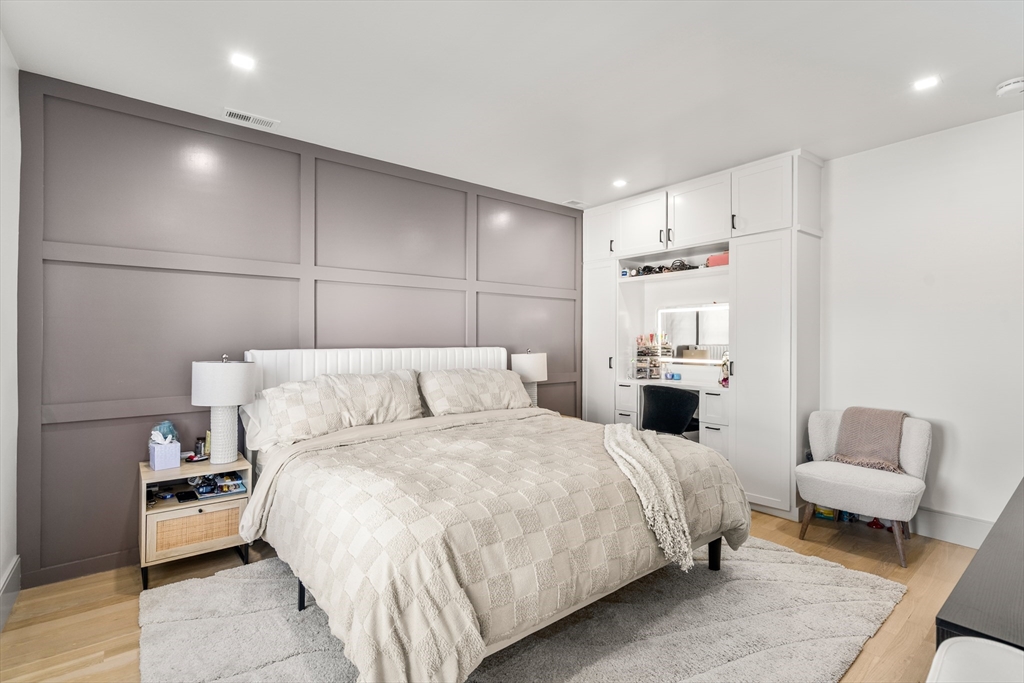 29 South Munroe Terrace, Unit PH Boston, MA 02122 - Photo 15 of 39