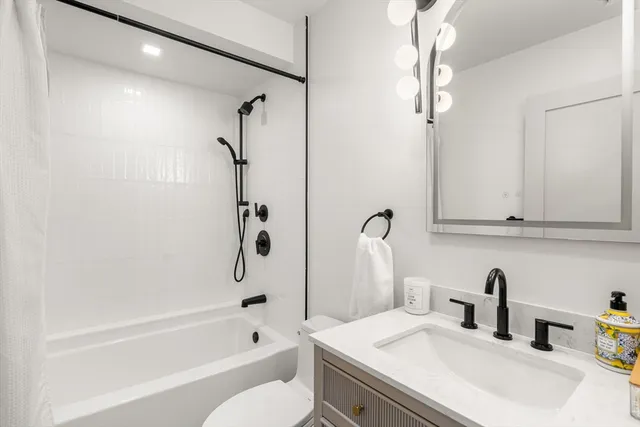 $4,500 | 29 South Munroe Terrace, Unit PH, Boston, MA 02122