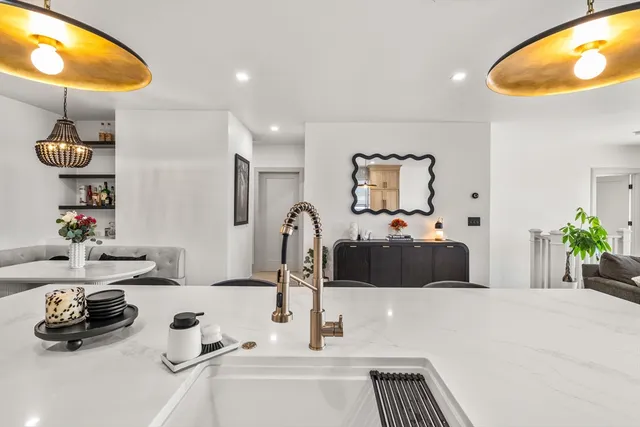 $4,500 | 29 South Munroe Terrace, Unit PH, Boston, MA 02122