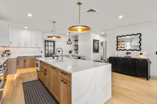 $4,500 | 29 South Munroe Terrace, Unit PH, Boston, MA 02122