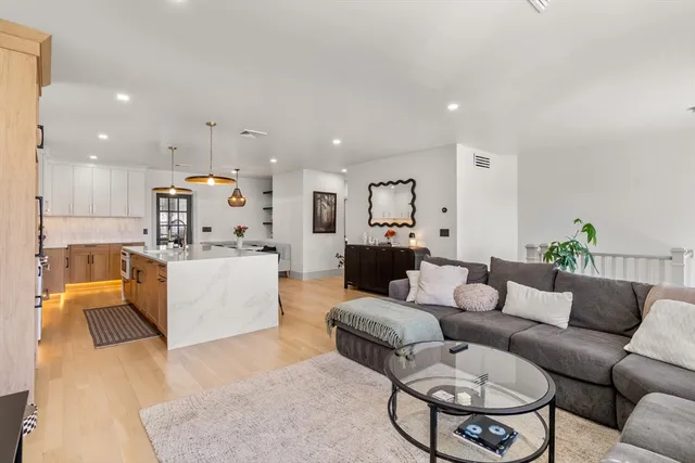 $4,500 | 29 South Munroe Terrace, Unit PH, Boston, MA 02122