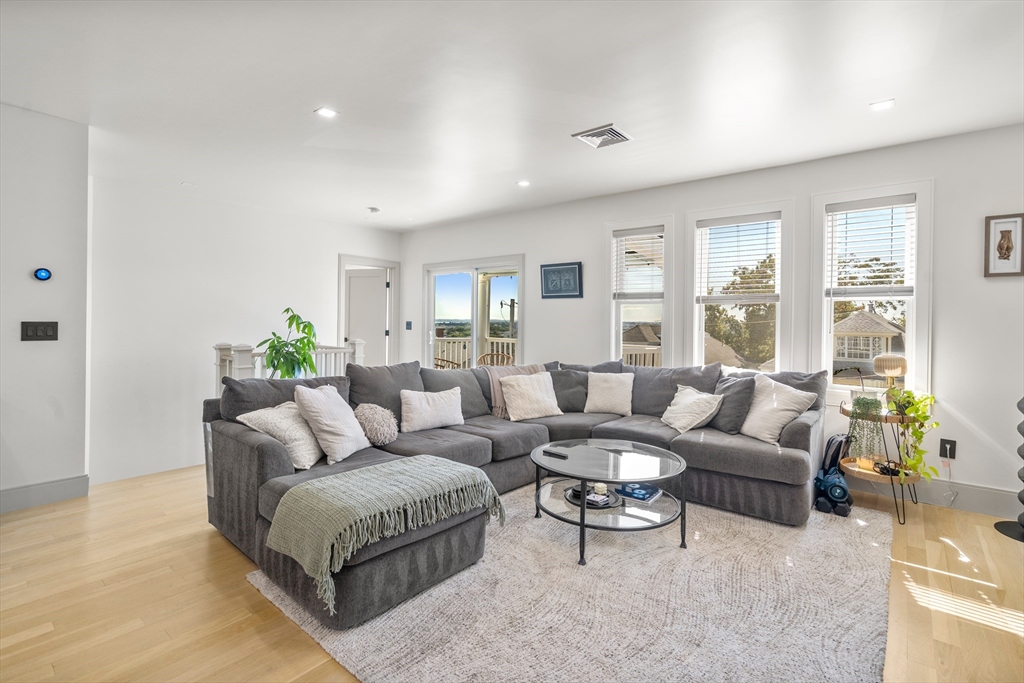 29 South Munroe Terrace, Unit PH Boston, MA 02122 - Photo 32 of 39