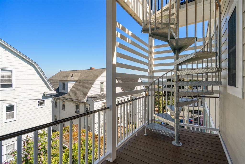 29 South Munroe Terrace, Unit PH Boston, MA 02122 - Photo 37 of 39