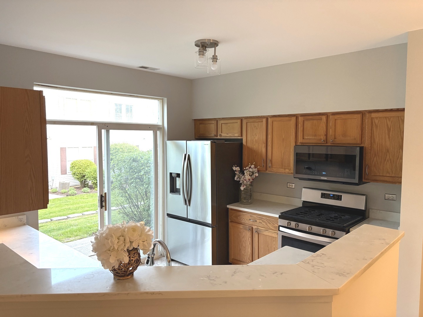 2912 Falling Waters Lane Lindenhurst, IL 60046 - Photo 6 of 18