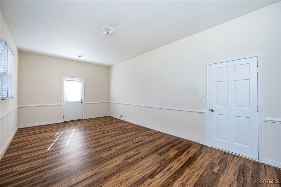 4018 Hidden Valley Road Chester, VA 23831 - Photo 18 of 37