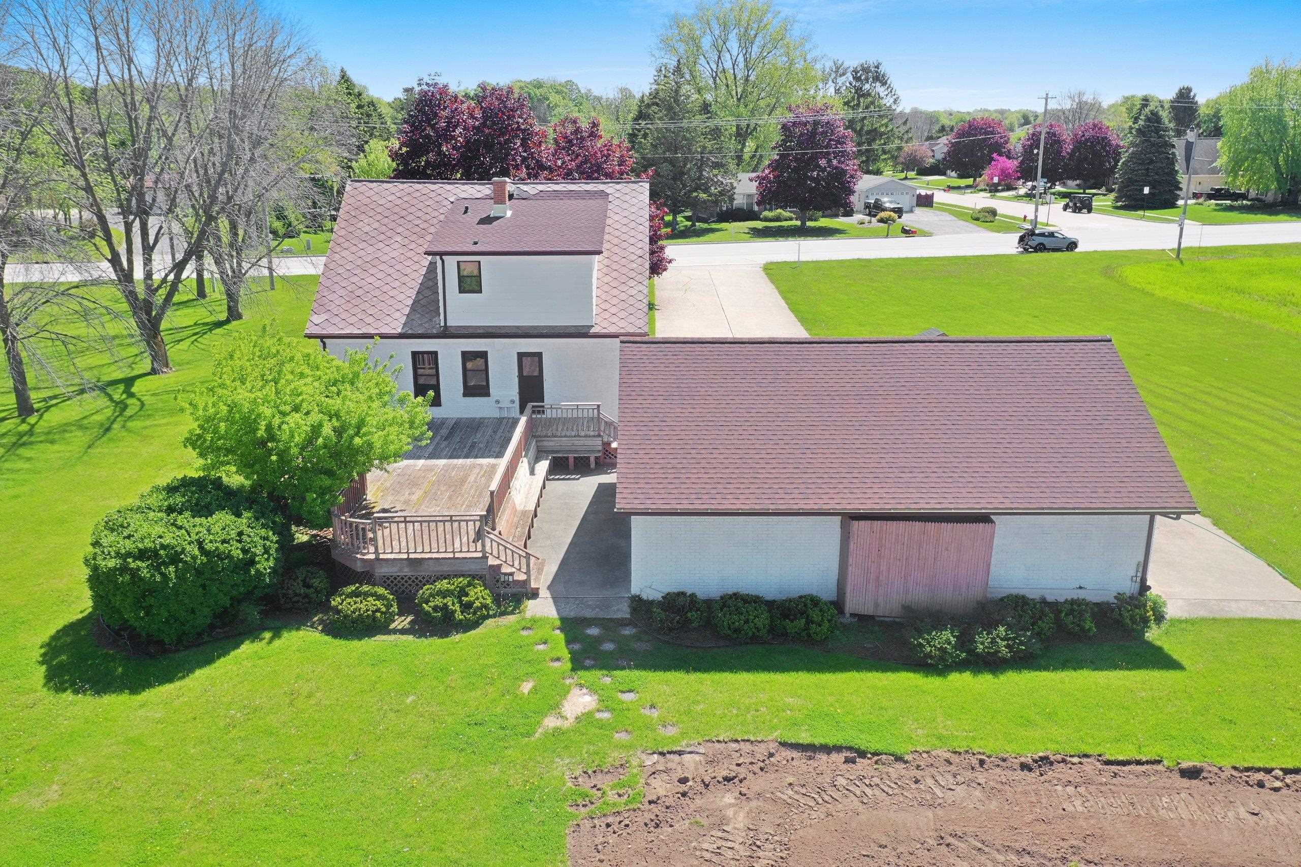 2110 North 8th Street Manitowoc, WI 54220 - Photo 15 of 54