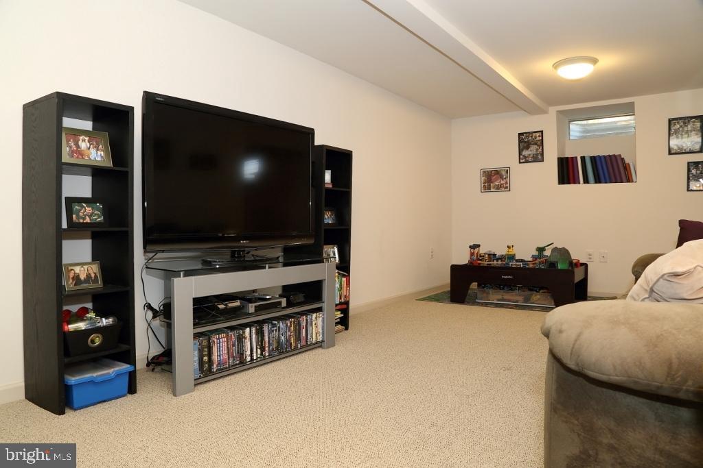 1704 Manor Ridge Drive Lancaster, PA 17603 - Photo 14 of 18 Gallery Image 14