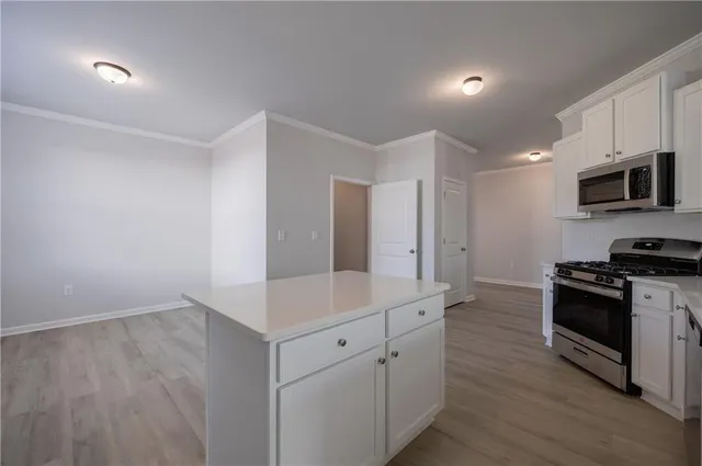 $2,300 | 853 Crossroads Court, Social Circle, GA 30025