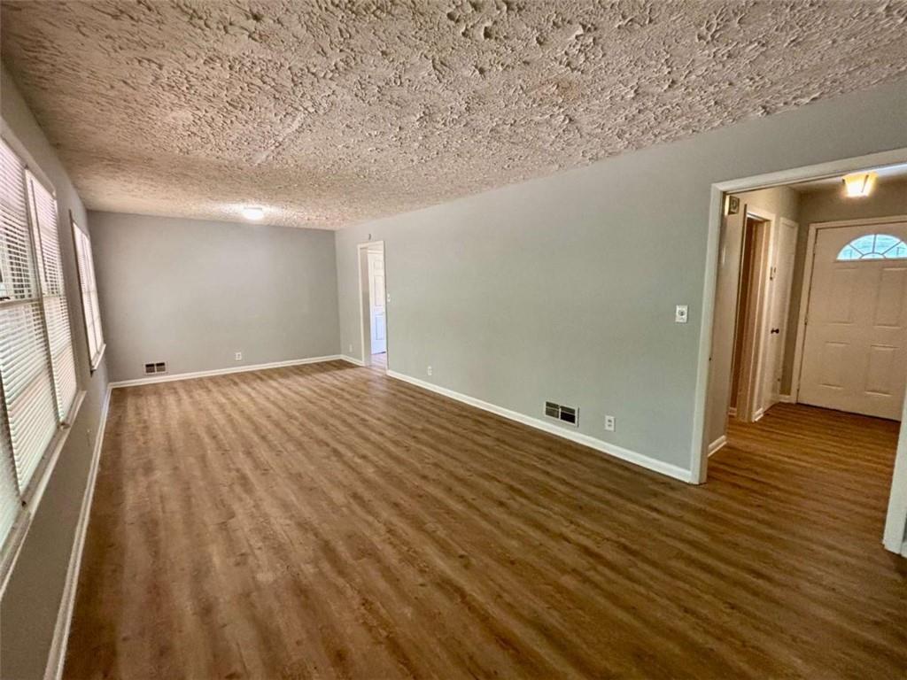 2612 Dawn Drive Decatur, GA 30032 - Photo 4 of 25