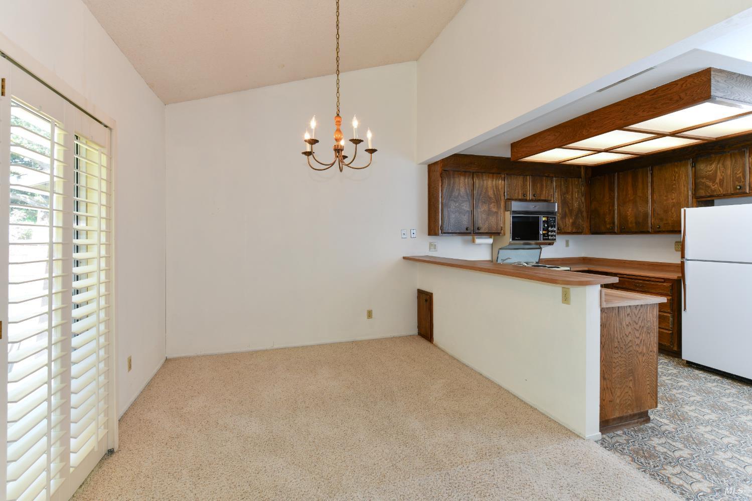 3007 Loma Court Santa Rosa, CA 95405 - Photo 9 of 43