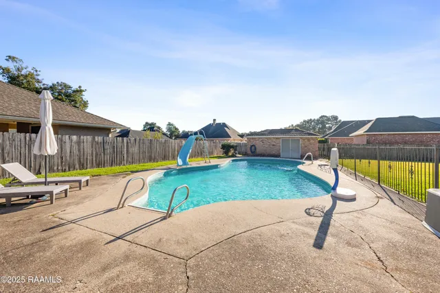 $375,000 | 602 Astor Pl Drive, New Iberia, LA 70563