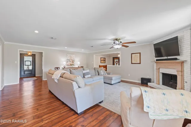 $375,000 | 602 Astor Pl Drive, New Iberia, LA 70563