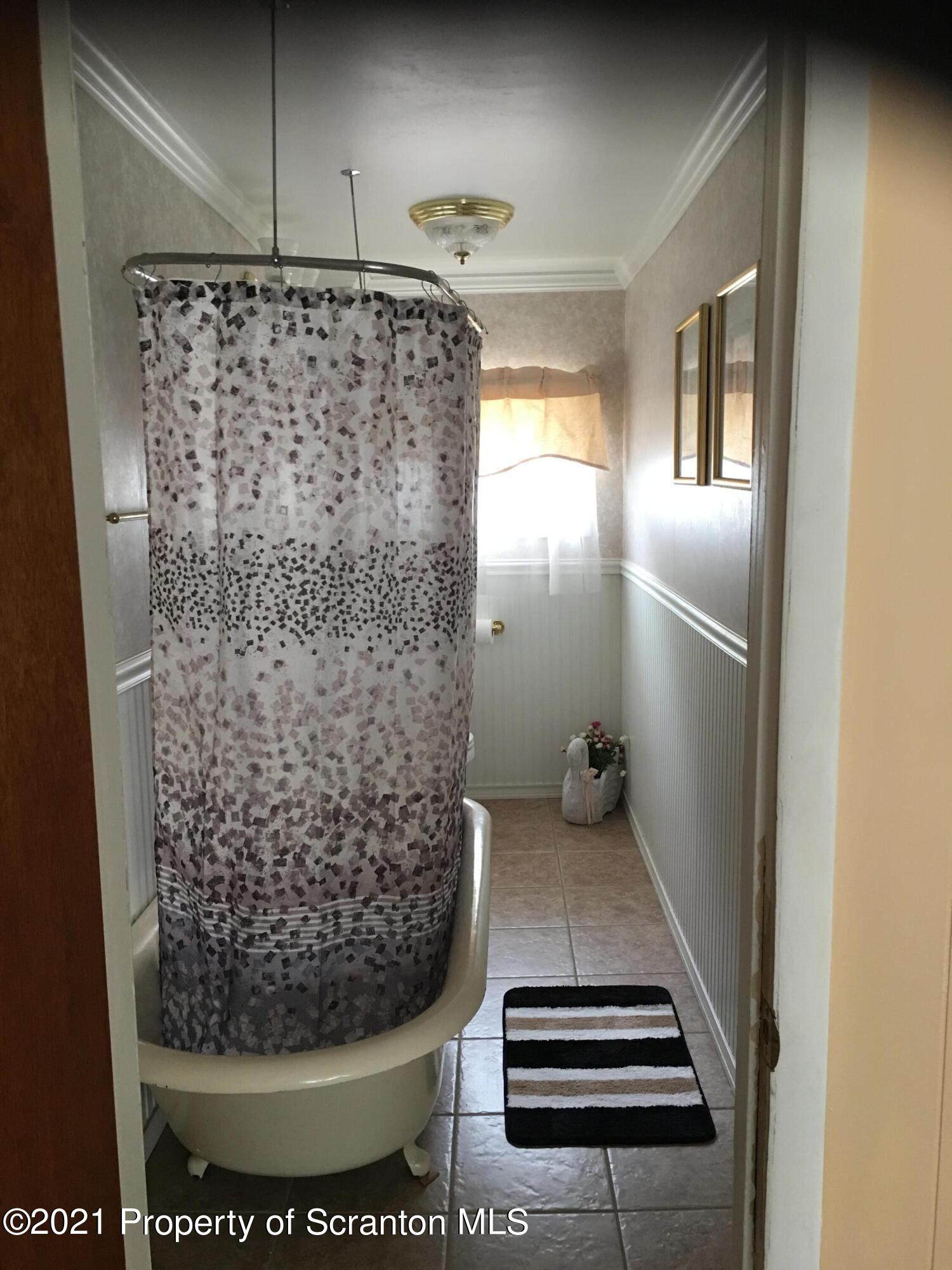 89 Belmont Street Carbondale, PA 18407 - Photo 9 of 26 a view of a closet